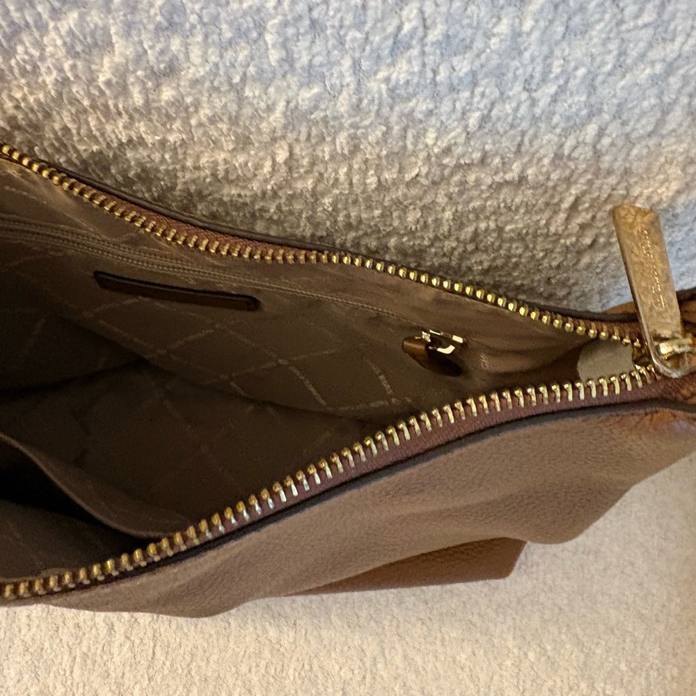 Michael Kors bag - Picture 3 of 5